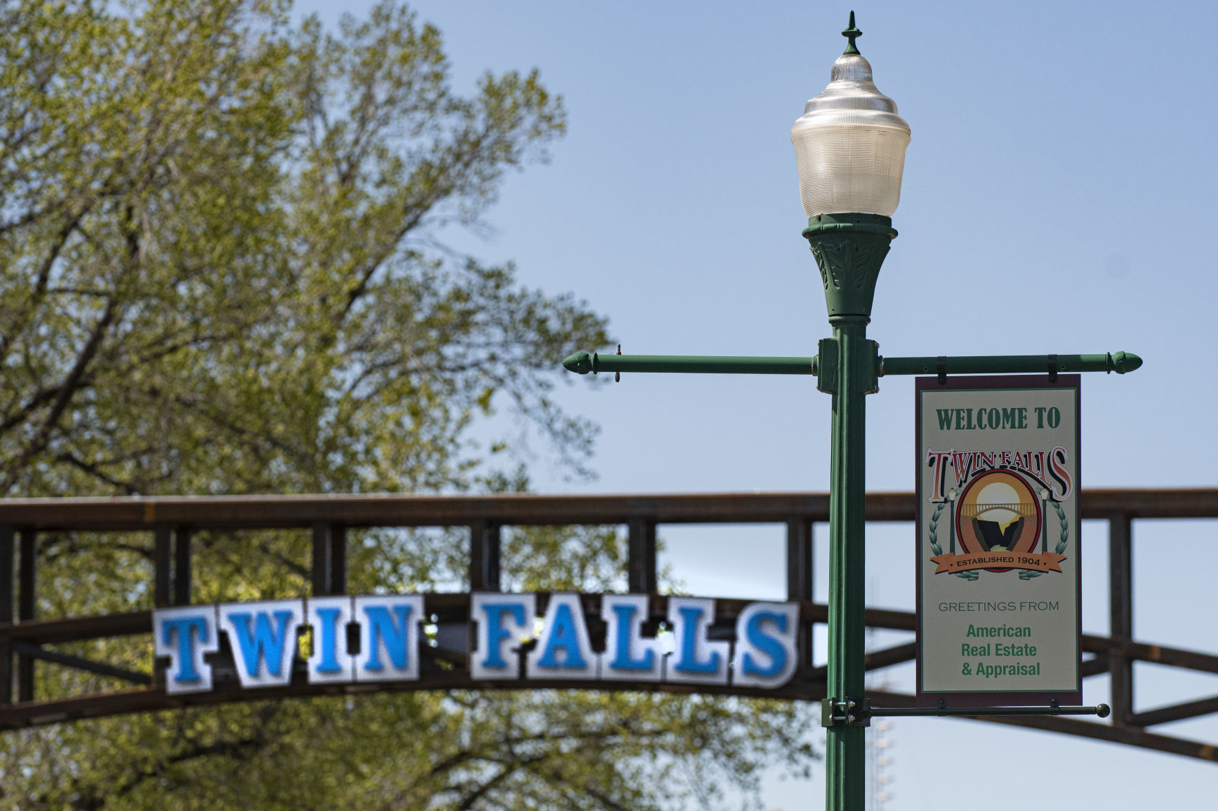 Twin Falls archway nearing completion